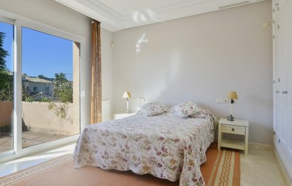 Reventa - House - Detached Villa - Marbella - Nueva Andalucia