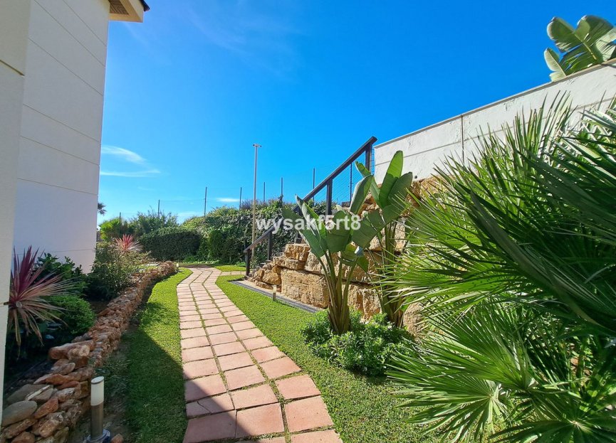 Resale - Apartment - Middle Floor Apartment - Manilva - La Duquesa