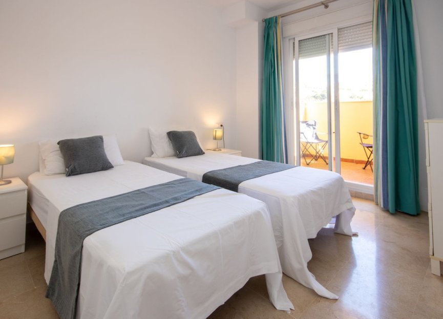 Resale - Apartment - Middle Floor Apartment - Mijas - La Cala De Mijas