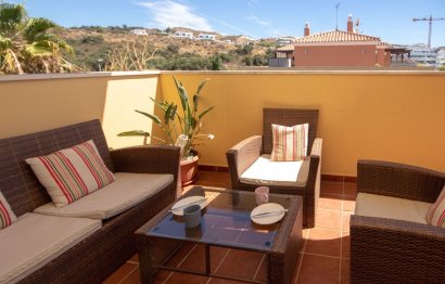 Resale - Apartment - Middle Floor Apartment - Mijas - La Cala De Mijas