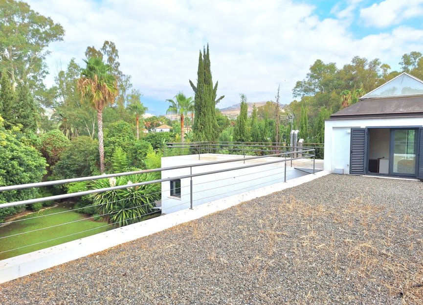 Resale - House - Detached Villa - Marbella - Nueva Andalucia