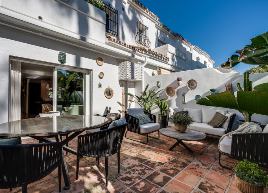 Resale - House - Townhouse - Marbella - Nueva Andalucia