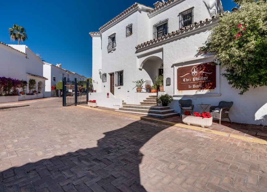 Resale - House - Townhouse - Marbella - Nueva Andalucia