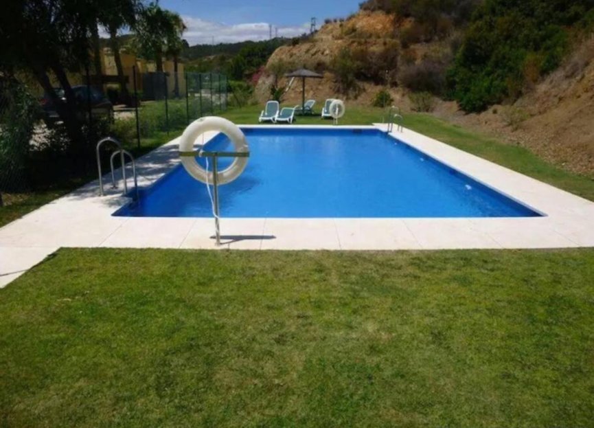 Resale - House - Detached Villa - Estepona - Selwo