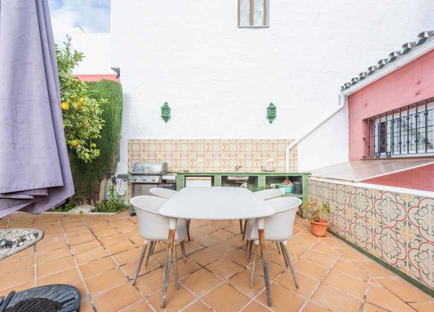 Resale - House - Townhouse - Estepona - Bel Air