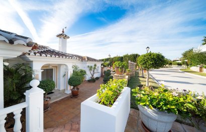 Resale - House - Detached Villa - Mijas - El Chaparral