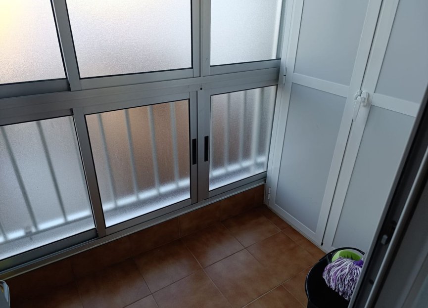 Resale - Apartment - Middle Floor Apartment - Fuengirola - Fuengirola Centro