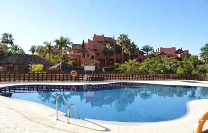 Resale - Apartment - Middle Floor Apartment - Estepona - New Golden Mile