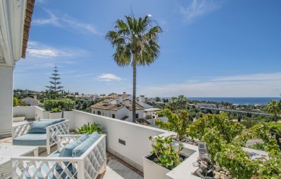 Resale - Apartment - Middle Floor Apartment - Marbella - Sierra Blanca