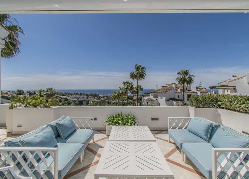 Resale - Apartment - Middle Floor Apartment - Marbella - Sierra Blanca