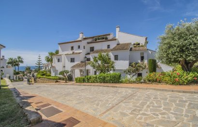 Resale - Apartment - Middle Floor Apartment - Marbella - Sierra Blanca