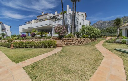 Resale - Apartment - Middle Floor Apartment - Marbella - Sierra Blanca