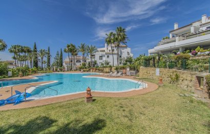 Resale - Apartment - Middle Floor Apartment - Marbella - Sierra Blanca