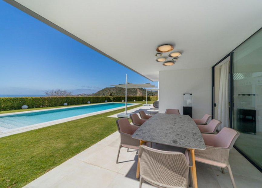 Resale - House - Detached Villa - Benahavís - Los Arqueros