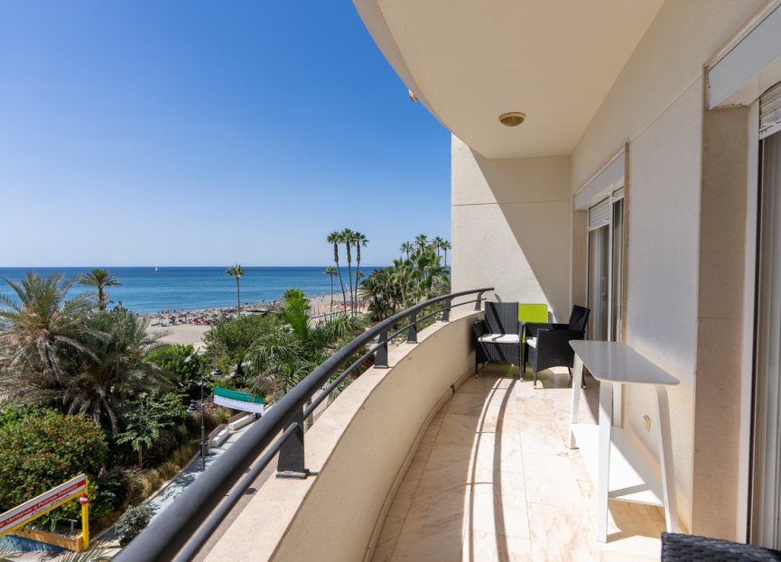 Resale - Apartment - Middle Floor Apartment - Estepona - Estepona Centro