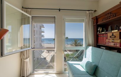 Resale - Apartment - Middle Floor Apartment - Estepona - Estepona Centro