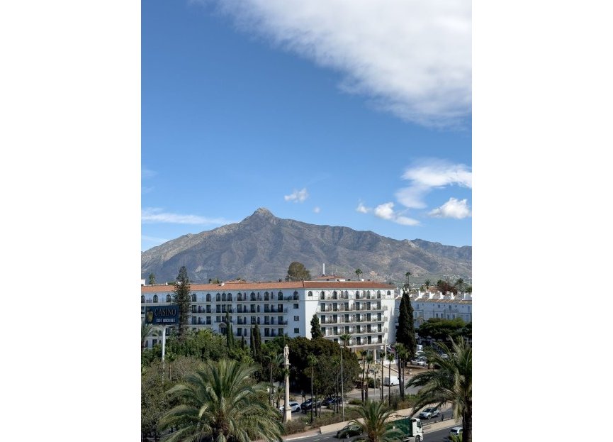 Resale - Apartment - Penthouse - Marbella - Puerto Banús