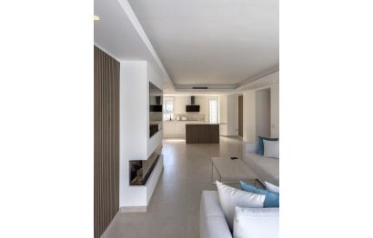 Resale - Apartment - Penthouse - Marbella - Puerto Banús