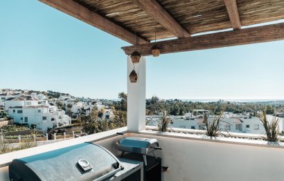 Resale - Apartment - Penthouse - Marbella - Nueva Andalucia