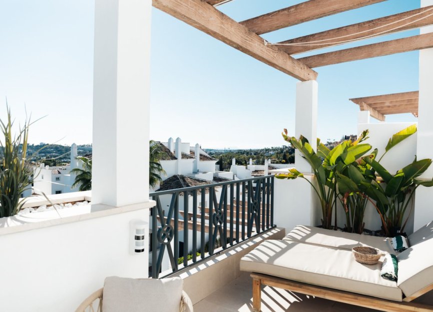 Resale - Apartment - Penthouse - Marbella - Nueva Andalucia