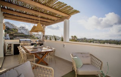 Resale - Apartment - Penthouse - Marbella - Nueva Andalucia