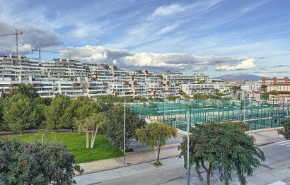 Resale - Apartment - Middle Floor Apartment - Estepona - Estepona Centro