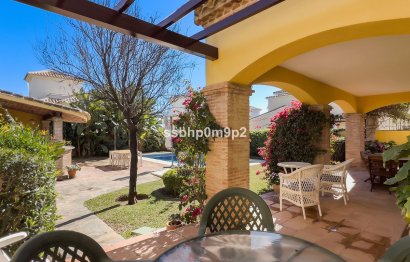 Resale - House - Semi-Detached House - Marbella - Marbella Centro