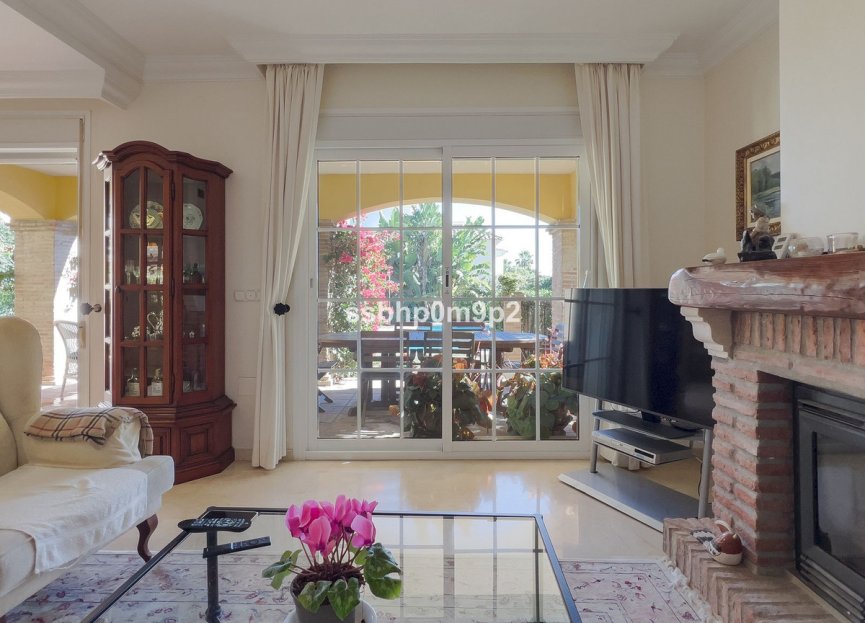 Resale - House - Semi-Detached House - Marbella - Marbella Centro