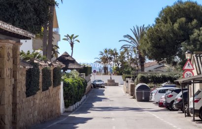 Resale - House - Semi-Detached House - Marbella - Marbella Centro