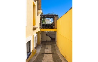 Resale - House - Semi-Detached House - Marbella - Marbella Centro