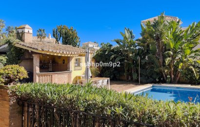 Resale - House - Semi-Detached House - Marbella - Marbella Centro