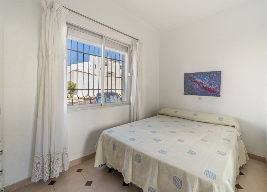 Resale - Apartment - Ground Floor Apartment - Estepona - Estepona Centro