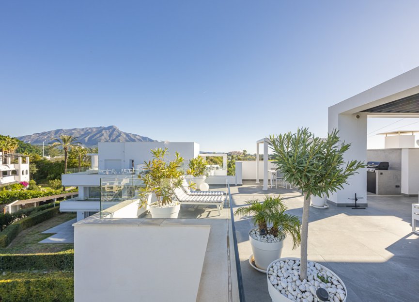 Resale - Apartment - Penthouse - Benahavís - La Quinta