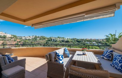 Resale - Apartment - Middle Floor Apartment - Marbella - Elviria