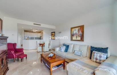 Resale - Apartment - Middle Floor Apartment - Marbella - Elviria