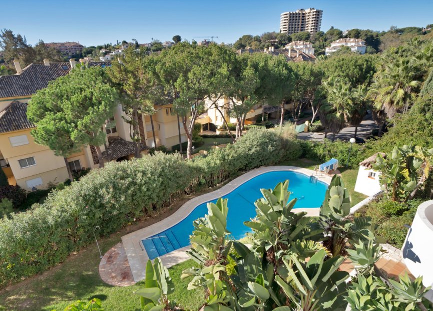 Resale - Apartment - Ground Floor Apartment - Marbella - Río Real