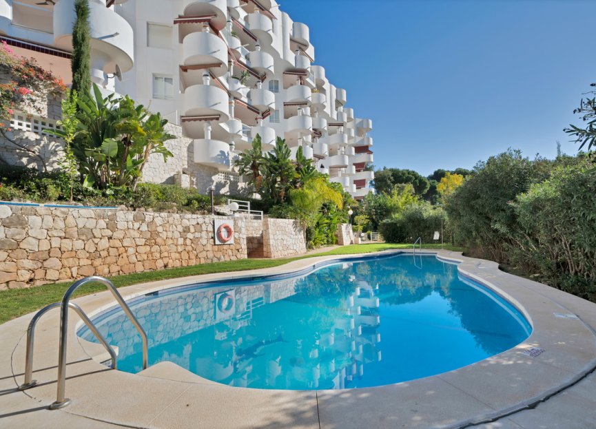 Resale - Apartment - Ground Floor Apartment - Marbella - Río Real