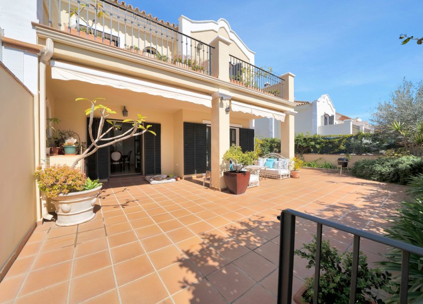 Resale - House - Townhouse - Marbella - Guadalmina Alta