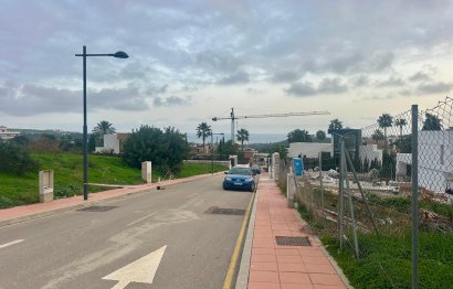 Resale - Plot - Residential Plot - Estepona - Valle Romano