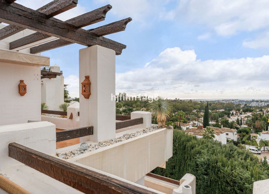 Resale - Apartment - Penthouse - Marbella - Nueva Andalucia