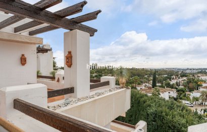 Resale - Apartment - Penthouse - Marbella - Nueva Andalucia