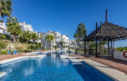 Resale - Apartment - Penthouse - Marbella - Nueva Andalucia