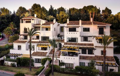 Resale - Apartment - Middle Floor Apartment - Marbella - Nueva Andalucia