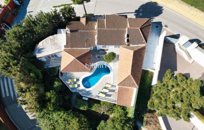 Resale - House - Detached Villa - Benahavís - Benahavís Centro