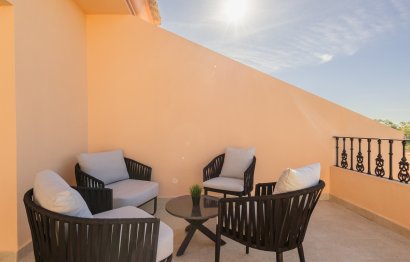 Resale - Apartment - Penthouse - Marbella - Nueva Andalucia