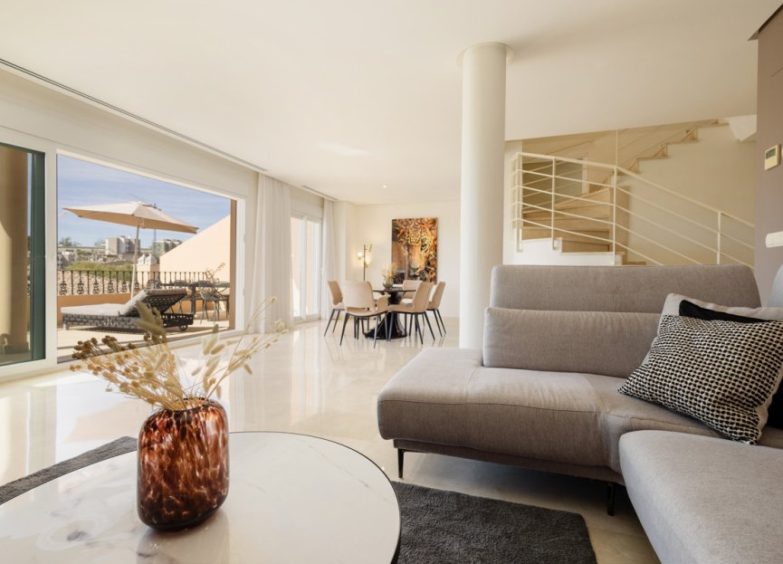 Resale - Apartment - Penthouse - Marbella - Nueva Andalucia