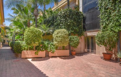 Resale - Apartment - Penthouse - Marbella - Nueva Andalucia