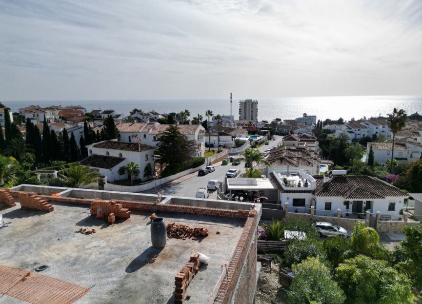 Resale - House - Detached Villa - Mijas