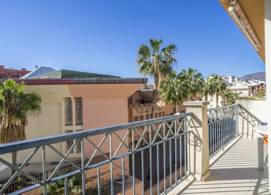 Resale - Apartment - Top Floor Apartment - Estepona - Estepona Centro