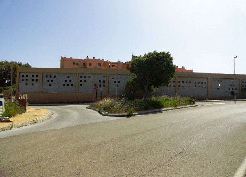 Resale - Commercial - Casares Playa - Casares